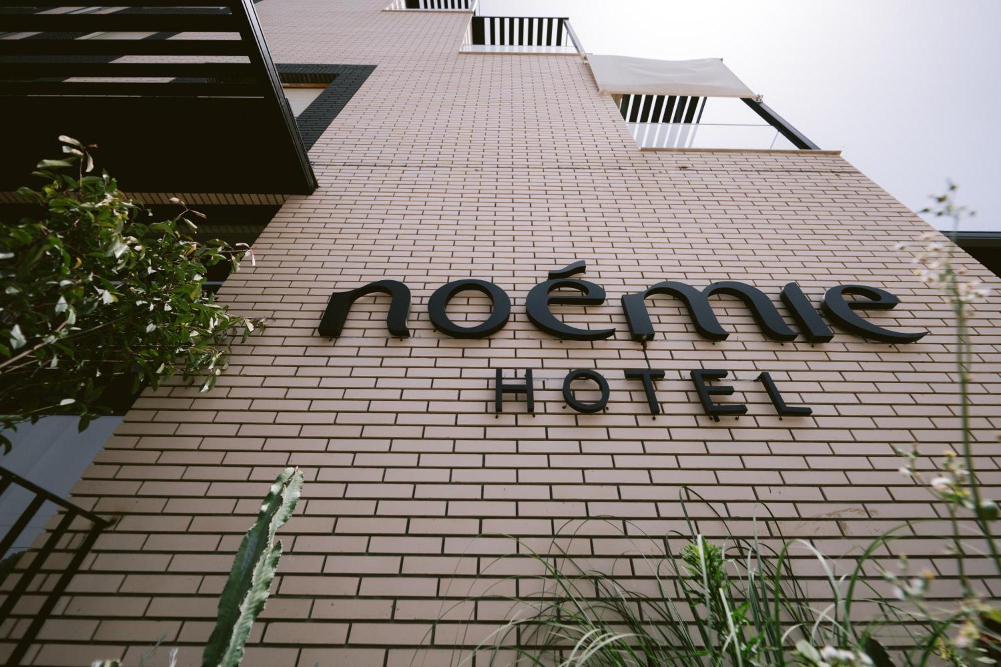 Noemie Hotel Химара Экстерьер фото