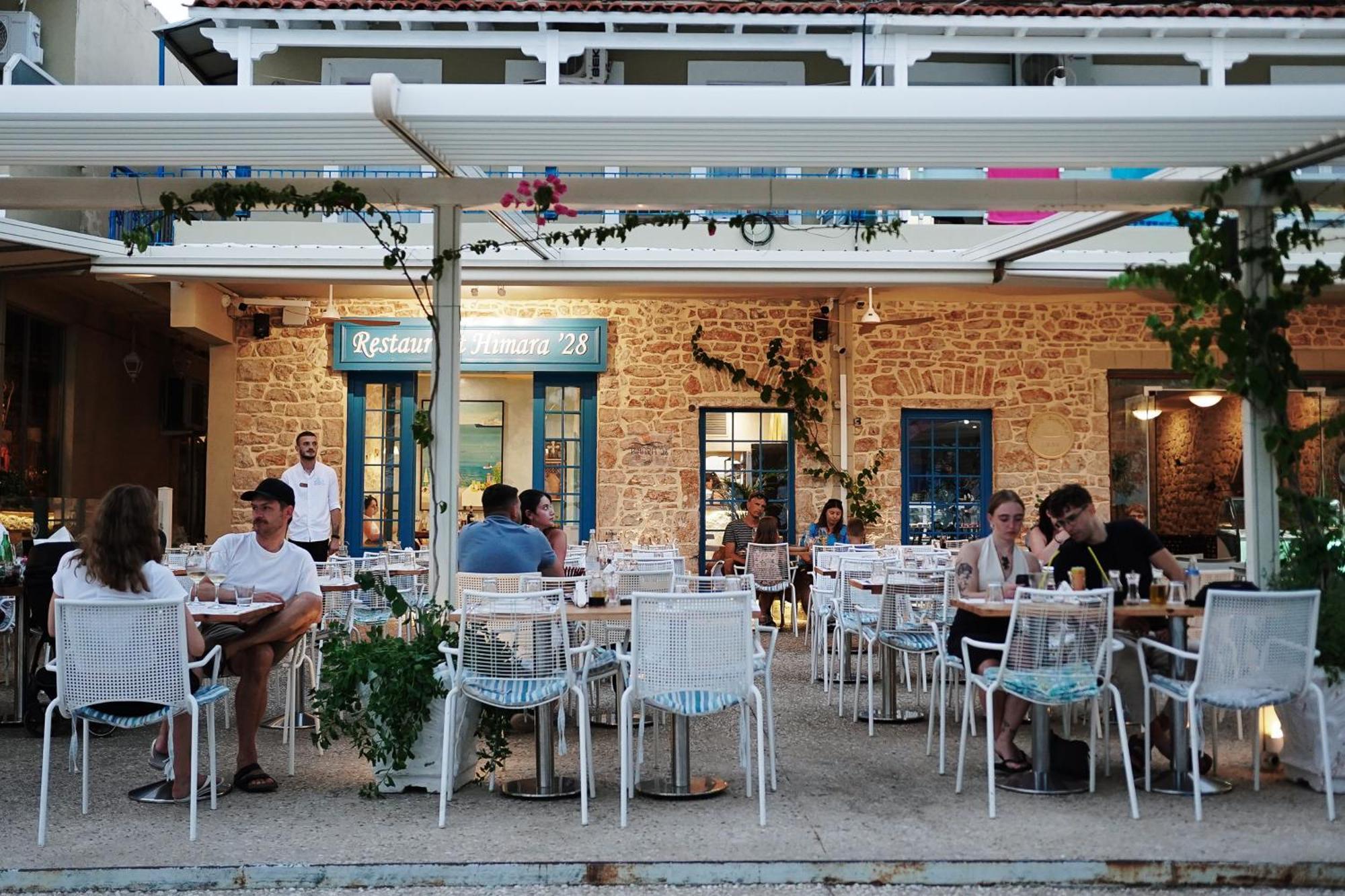 Noemie Hotel Химара Экстерьер фото